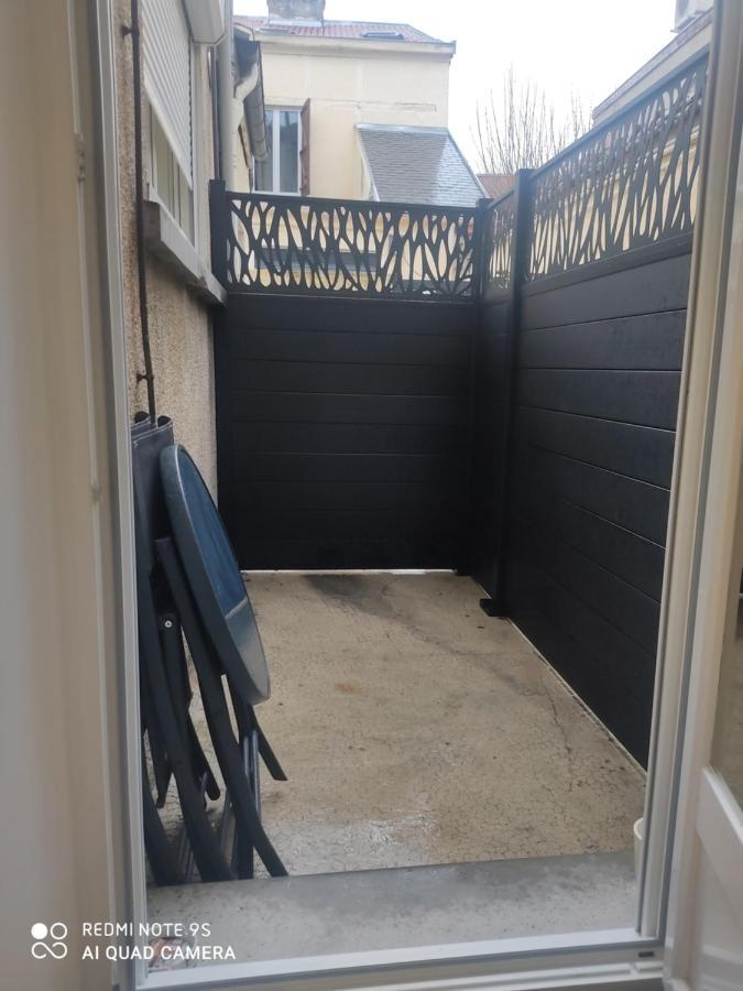Le Champagnoles Apartment Reims Bagian luar foto